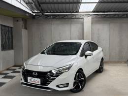 NISSAN - VERSA - 2023/2024 - Branca - R$ 105.900,00