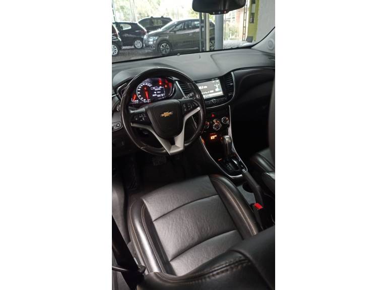 CHEVROLET - TRACKER - 2018/2019 - Preta - R$ 89.900,00
