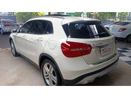 MERCEDES-BENZ - GLA 200 - 2017/2017 - Branca - R$ 118.900,00