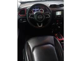 JEEP - RENEGADE - 2015/2016 - Preta - R$ 77.900,00