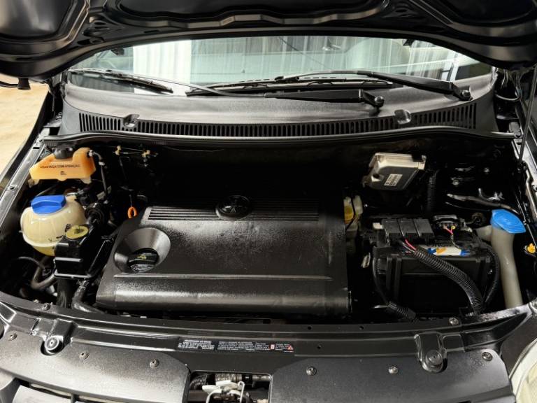 VOLKSWAGEN - CROSSFOX - 2006/2007 - Preta - R$ 32.900,00