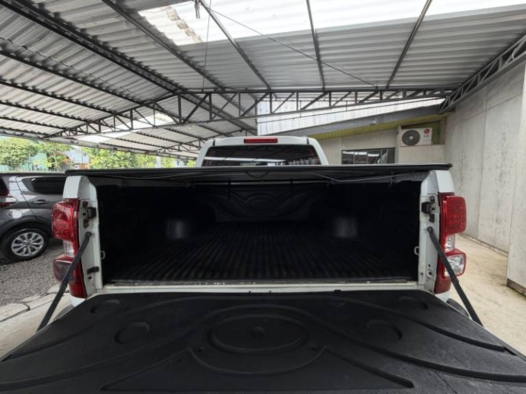 CHEVROLET - S10 - 2012/2013 - Branca - R$ 99.900,00