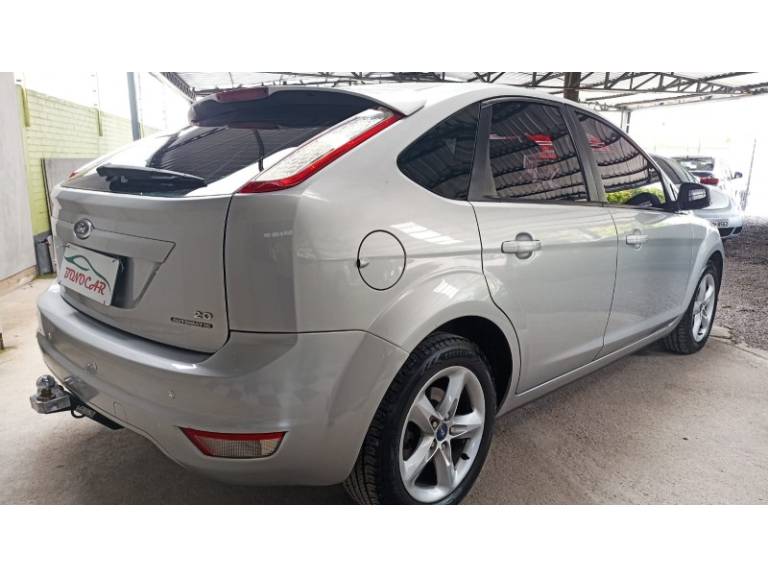 FORD - FOCUS - 2013/2013 - Prata - R$ 43.900,00