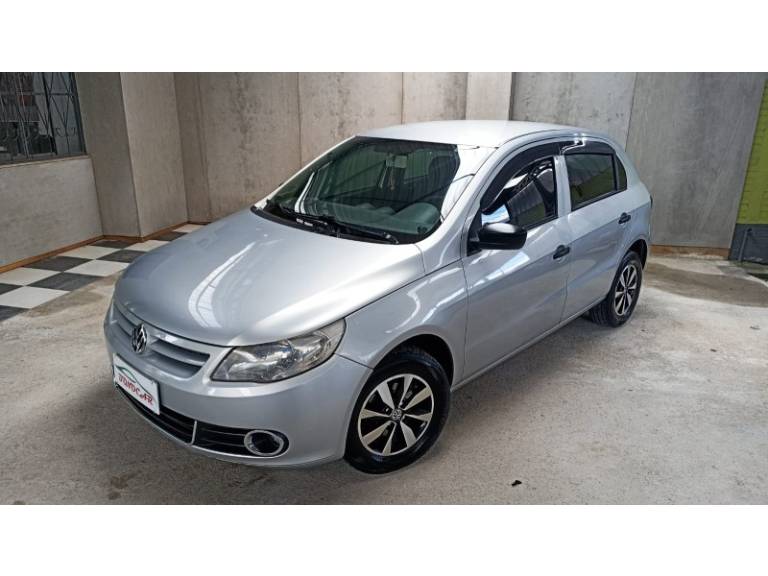 VOLKSWAGEN - GOL - 2010/2010 - Prata - R$ 27.900,00