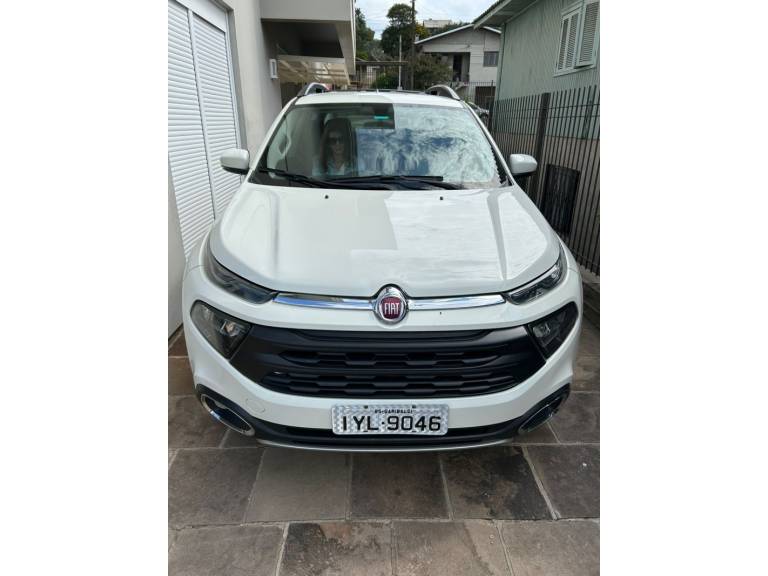FIAT - TORO - 2018/2019 - Prata - R$ 99.900,00