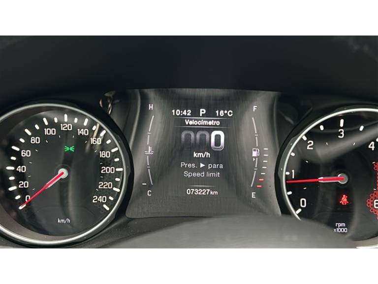 FIAT - TORO - 2018/2019 - Prata - R$ 99.900,00