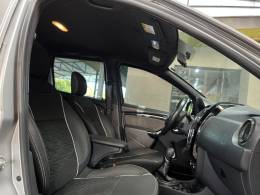 RENAULT - DUSTER OROCH - 2016/2017 - Prata - R$ 74.900,00