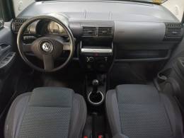 VOLKSWAGEN - FOX - 2007/2008 - Prata - R$ 25.900,00