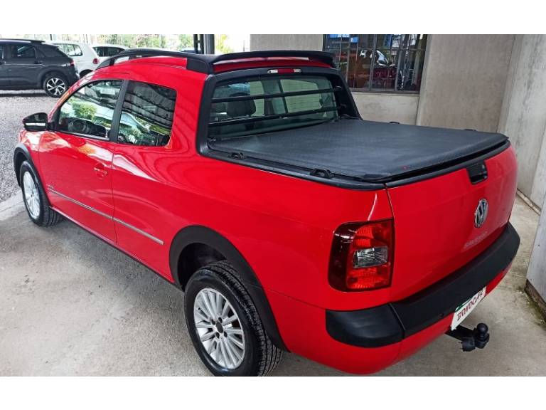 VOLKSWAGEN - SAVEIRO - 2015/2015 - Vermelha - R$ 64.900,00