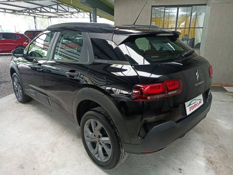 CITROËN - C4 CACTUS - 2022/2023 - Preta - R$ 83.900,00