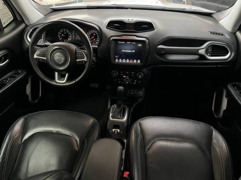 JEEP - RENEGADE - 2018/2019 - Branca - R$ 78.900,00