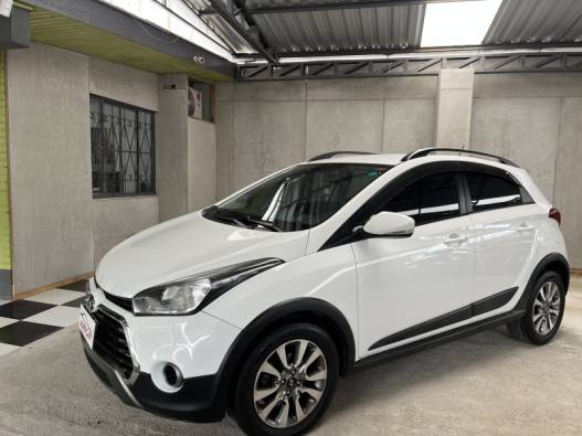 HYUNDAI - HB20X - 2016/2016 - Branca - R$ 65.900,00