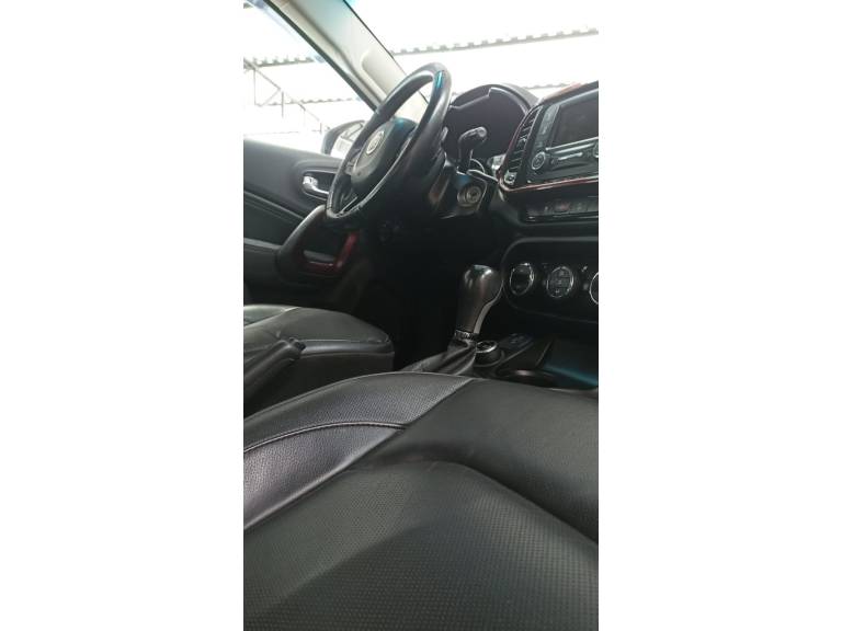 FIAT - TORO - 2018/2019 - Vermelha - R$ 96.900,00