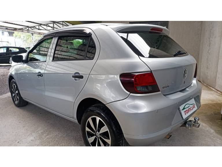 VOLKSWAGEN - GOL - 2010/2010 - Prata - R$ 27.900,00
