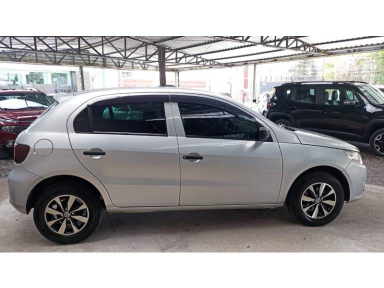 VOLKSWAGEN - GOL - 2010/2010 - Prata - R$ 27.900,00