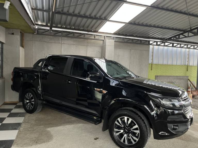 CHEVROLET - S10 - 2018/2019 - Preta - R$ 129.900,00