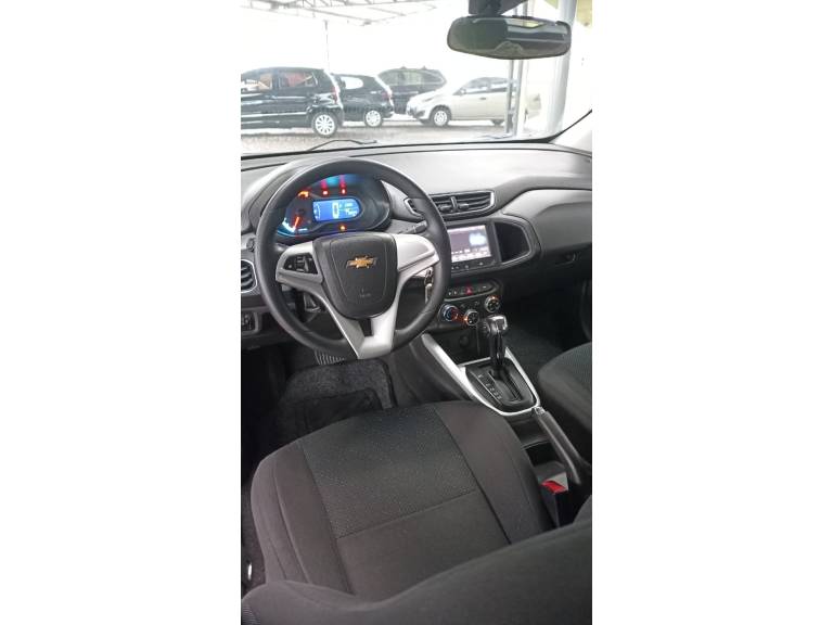 CHEVROLET - ONIX - 2013/2014 - Cinza - R$ 54.900,00