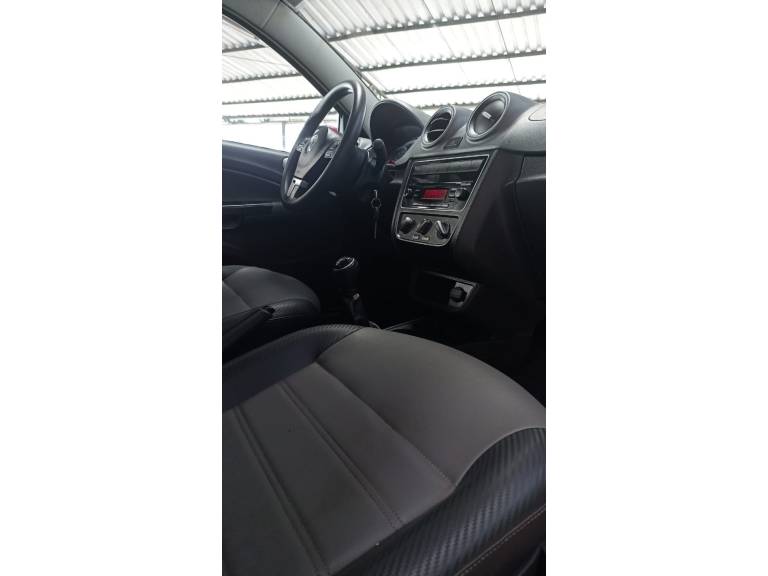 VOLKSWAGEN - SAVEIRO - 2015/2015 - Vermelha - R$ 64.900,00