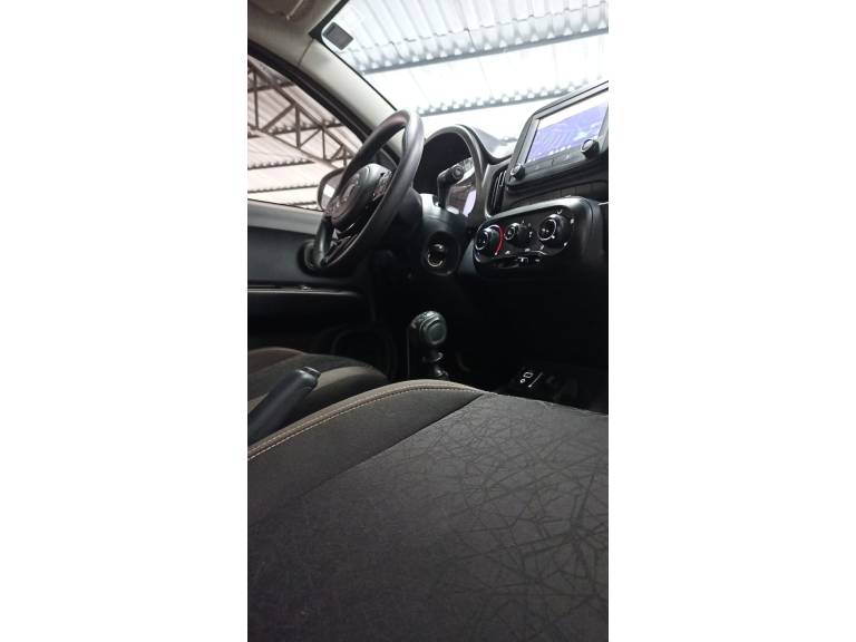 FIAT - MOBI - 2021/2022 - Branca - R$ 57.900,00