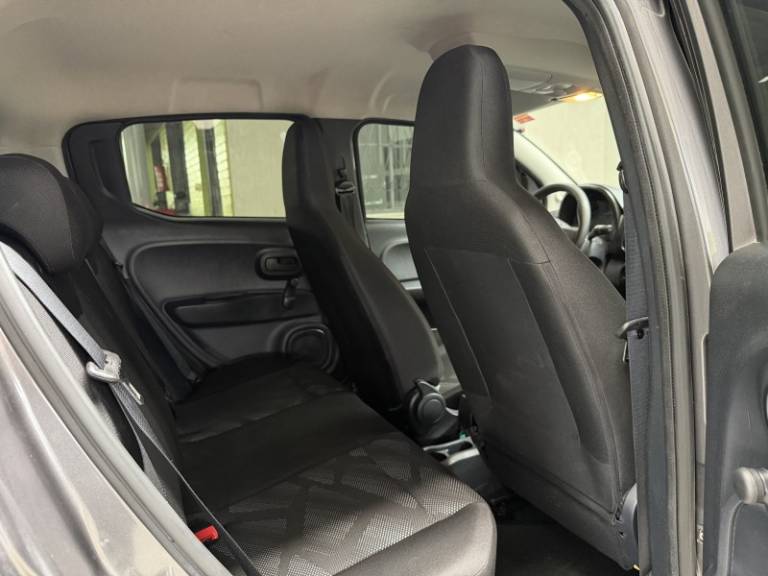 FIAT - MOBI - 2022/2022 - Cinza - R$ 49.900,00