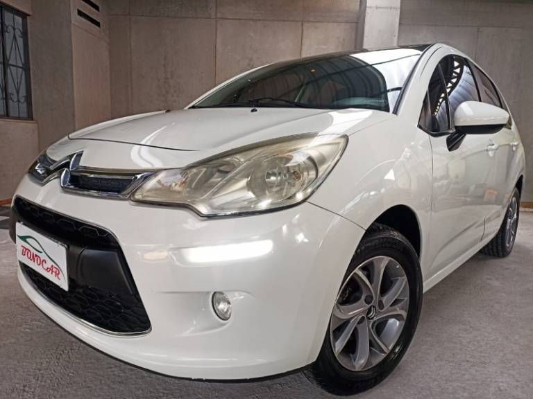 CITROËN - C3 - 2015/2015 - Branca - R$ 39.900,00