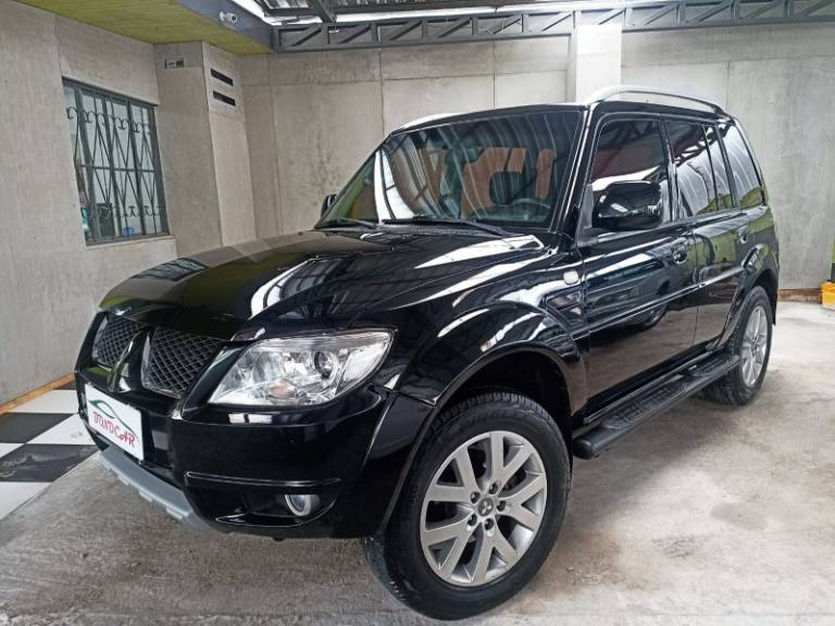 MITSUBISHI - PAJERO TR4 - 2011/2011 - Preta - R$ 61.900,00