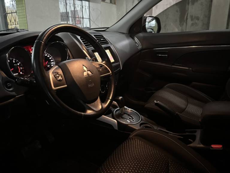 MITSUBISHI - ASX - 2013/2014 - Branca - R$ 68.900,00