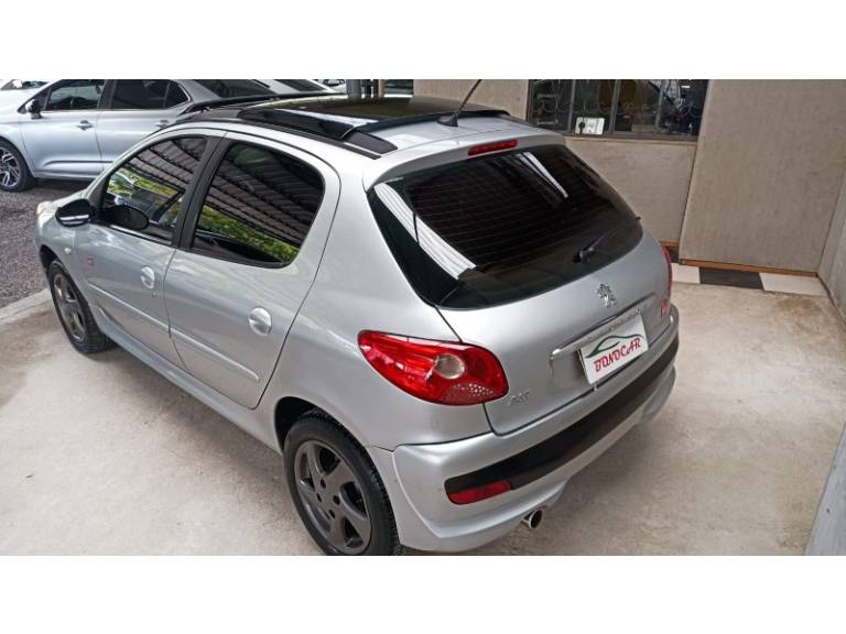 PEUGEOT - 207 - 2010/2011 - Prata - R$ 24.900,00