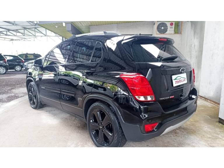 CHEVROLET - TRACKER - 2018/2019 - Preta - R$ 89.900,00