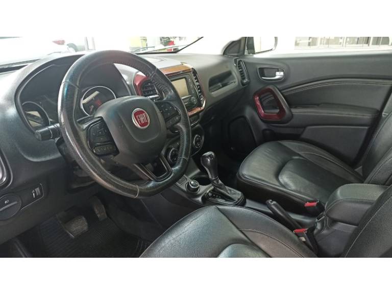 FIAT - TORO - 2018/2019 - Vermelha - R$ 96.900,00