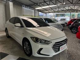 HYUNDAI - ELANTRA - 2016/2017 - Branca - R$ 83.900,00