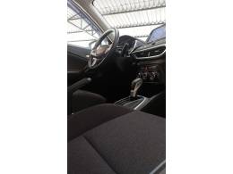 CHEVROLET - TRACKER - 2022/2023 - Branca - R$ 103.900,00