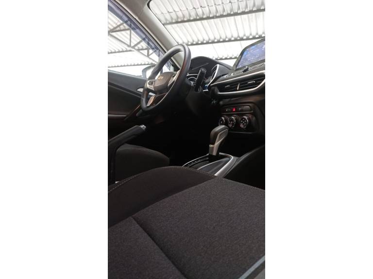 CHEVROLET - TRACKER - 2022/2023 - Branca - R$ 103.900,00