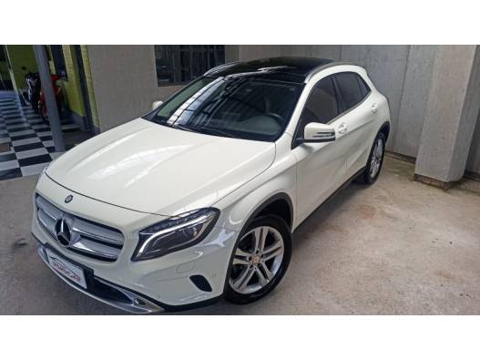 MERCEDES-BENZ - GLA 200 - 2017/2017 - Branca - R$ 118.900,00