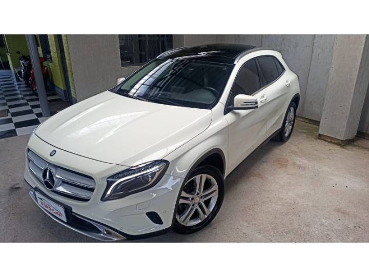MERCEDES-BENZ - GLA 200 - 2017/2017 - Branca - R$ 118.900,00
