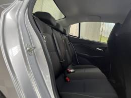 CHEVROLET - ONIX - 2022/2023 - Prata - R$ 68.900,00