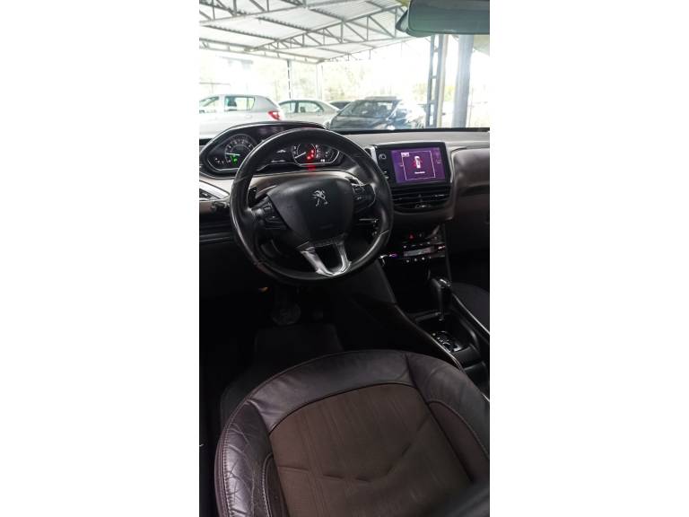PEUGEOT - 2008 - 2017/2017 - Branca - R$ 57.900,00