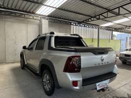 RENAULT - DUSTER OROCH - 2016/2017 - Prata - R$ 74.900,00