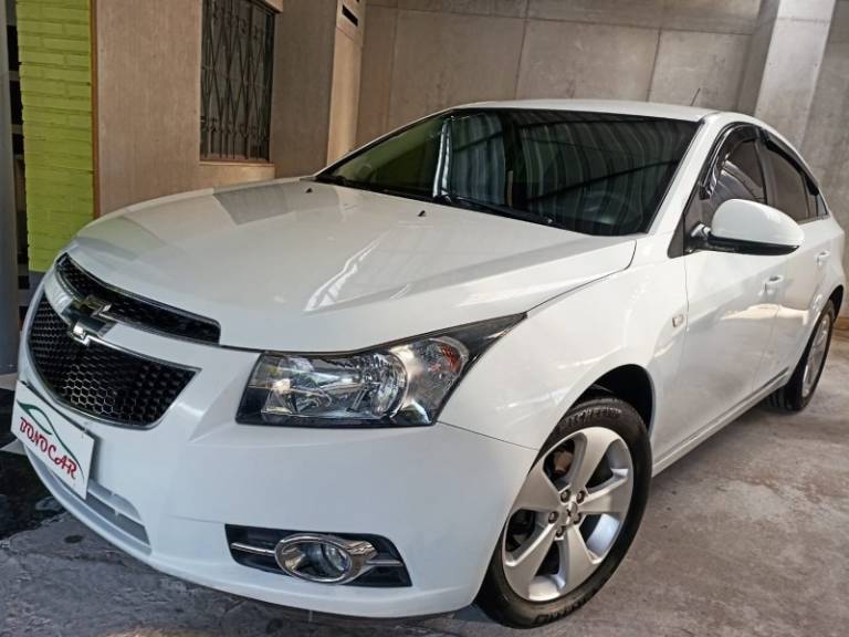 CHEVROLET - CRUZE - 2013/2014 - Branca - R$ 59.900,00