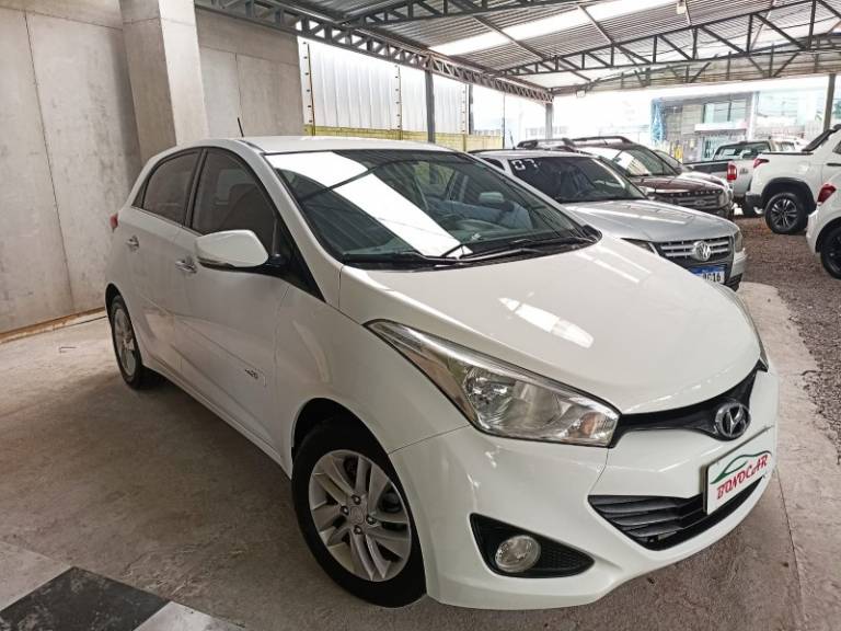 HYUNDAI - HB20 - 2014/2015 - Branca - R$ 54.900,00