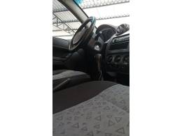 FORD - FIESTA - 2011/2012 - Prata - R$ 34.900,00