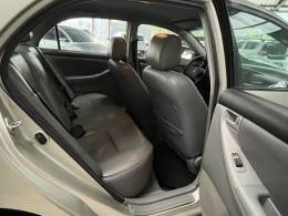 TOYOTA - COROLLA - 2006/2006 - Dourada - R$ 39.900,00