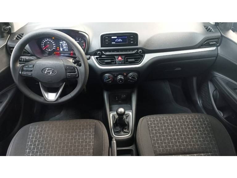 HYUNDAI - HB20 - 2022/2023 - Preta - R$ 64.900,00