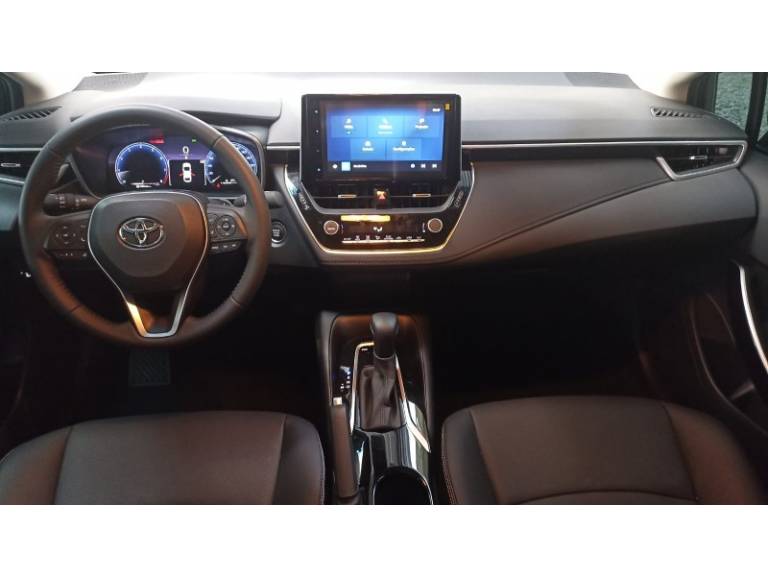 TOYOTA - COROLLA - 2024/2024 - Preta - R$ 159.900,00