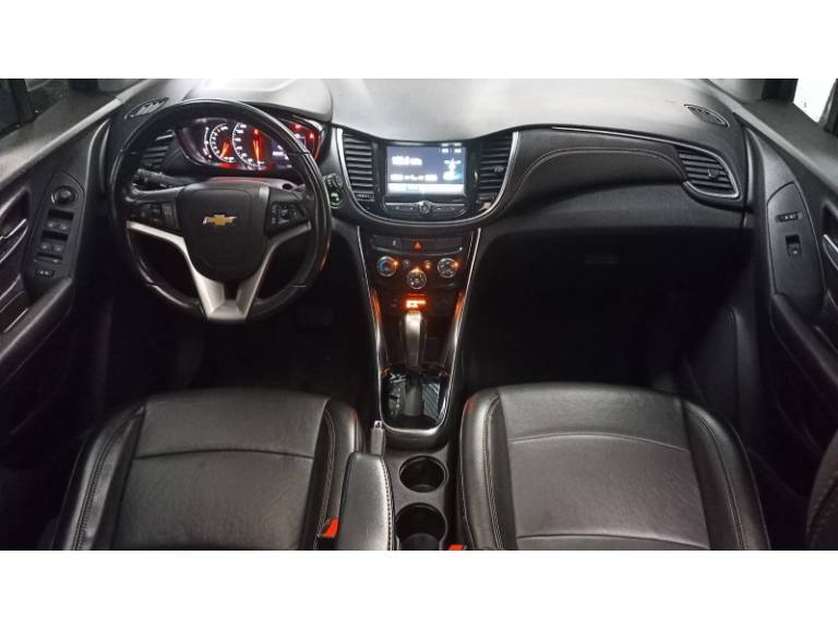 CHEVROLET - TRACKER - 2018/2019 - Preta - R$ 89.900,00