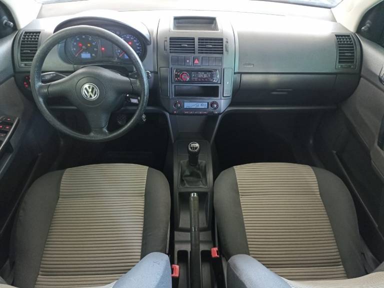 VOLKSWAGEN - POLO - 2007/2007 - Prata - R$ 31.900,00