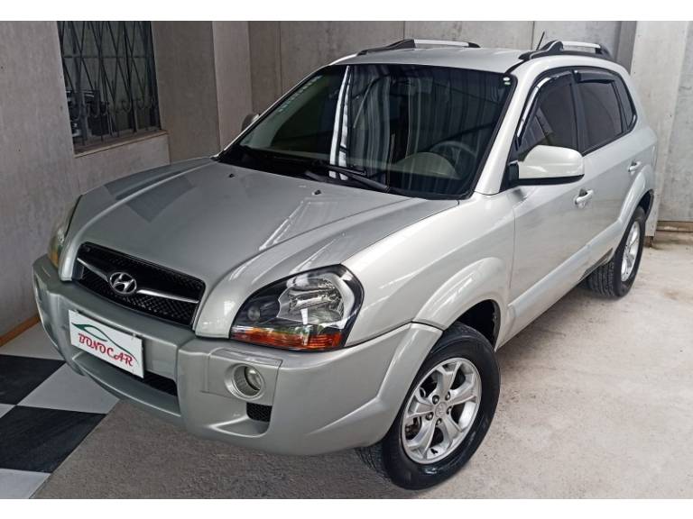 HYUNDAI - TUCSON - 2011/2011 - Prata - R$ 45.900,00