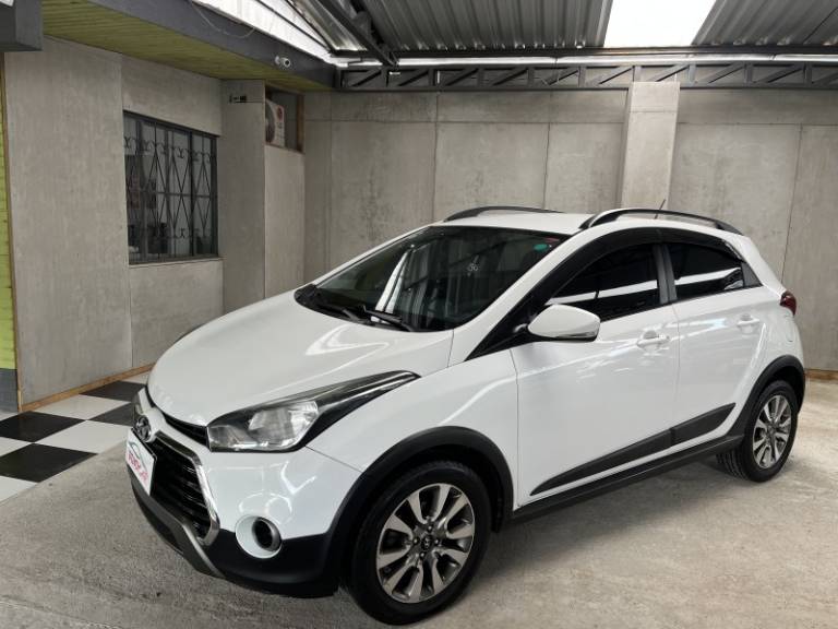 HYUNDAI - HB20X - 2016/2016 - Branca - R$ 65.900,00