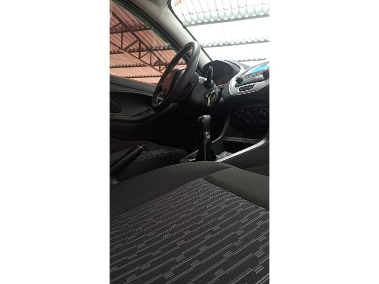 FORD - KA - 2018/2019 - Branca - R$ 45.900,00