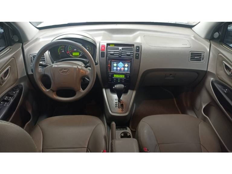 HYUNDAI - TUCSON - 2011/2011 - Prata - R$ 45.900,00